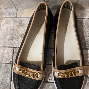 Liz Claiborne loafer shoes